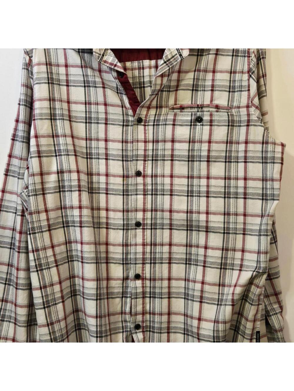 Classic Armani Exchange (A|X) men's regular-fit long-sleeve button-down shirt.